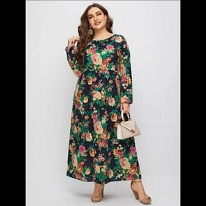 NWT🦋 Plus Floral Print Dress